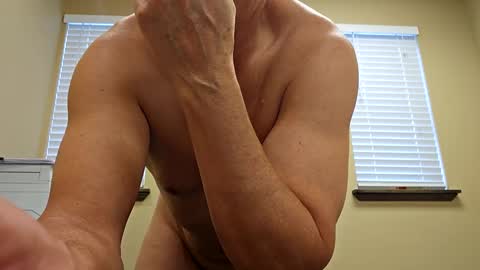 Snapshot of romanteeks chatting on February 14, 2025, 7:54 pm romanteeks online show from February 14, 2025, 7:54 pm