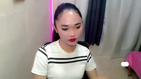 Snapshot of romanticslutxxx chatting on June 28, 2026, 8:48 pm empress online show from June 28, 2026, 8:48 pm