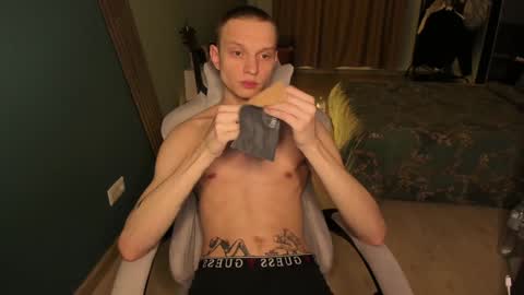 Snapshot of romeo_mercy chatting on February 2, 2025, 11:11 pm Romeo online show from February 2, 2025, 11:11 pm