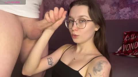 Snapshot of romeokatereborn chatting on December 28, 2024, 1:17 pm Romeo and Kate online show from December 28, 2024, 1:17 pm