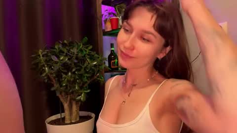 Snapshot of romeokatereborn chatting on October 25, 2025, 12:34 pm Romeo and Kate online show from October 25, 2025, 12:34 pm