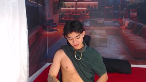 Romeo online show from December 15, 2025, 7:51 pm