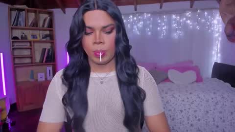 Snapshot of romirousexx chatting on January 14, 2026, 3:34 am Romi Rouse online show from January 14, 2026, 3:34 am