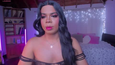 Snapshot of romirousexx chatting on January 19, 2026, 9:57 am Romi Rouse online show from January 19, 2026, 9:57 am