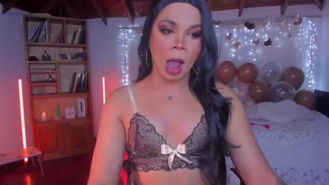 Snapshot of romirousexx chatting on February 15, 2026, 3:03 am Romi Rouse online show from February 15, 2026, 3:03 am