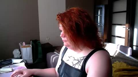 Snapshot of romy_addams chatting on February 25, 2026, 8:02 am Romy online show from February 25, 2026, 8:02 am