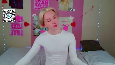 Snapshot of ron_vilss chatting on February 26, 2026, 6:12 am Ron online show from February 26, 2026, 6:12 am