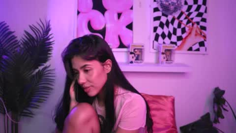 Snapshot of ronieeplay chatting on December 6, 2024, 4:25 am Roni online show from December 6, 2024, 4:25 am