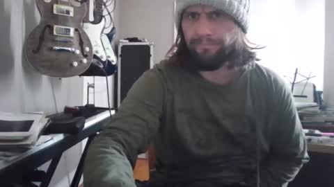 Snapshot of ronniejohnston13 chatting on December 16, 2025, 7:08 pm ronniejohnston13 online show from December 16, 2025, 7:08 pm