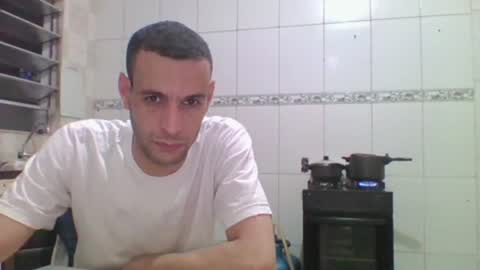 Snapshot of ronnispoto chatting on December 10, 2024, 9:33 pm ronny online show from December 10, 2024, 9:33 pm