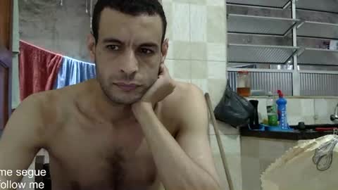 Snapshot of ronnispoto chatting on January 2, 2025, 8:35 pm ronny online show from January 2, 2025, 8:35 pm