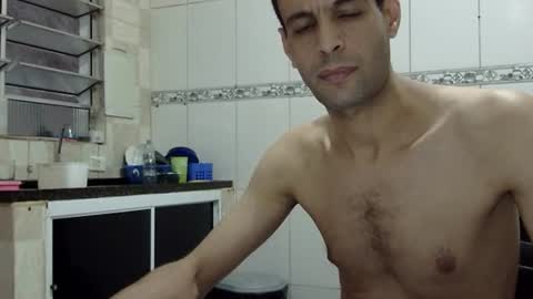 Snapshot of ronnispoto chatting on March 5, 2025, 8:10 pm ronny online show from March 5, 2025, 8:10 pm