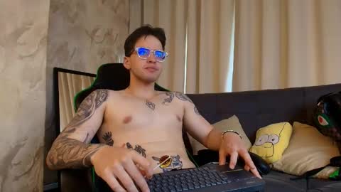 Snapshot of ronny_colton chatting on June 8, 2026, 3:45 pm Ronny Colton online show from June 8, 2026, 3:45 pm