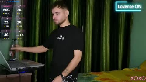 Ronny online show from December 19, 2025, 10:06 pm