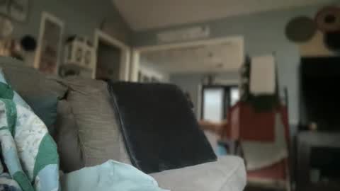 Snapshot of ronnyvzla2 chatting on December 8, 2024, 4:18 pm Ronny Smokey online show from December 8, 2024, 4:18 pm