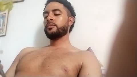 ronreal07 online show from October 26, 2025, 5:41 pm