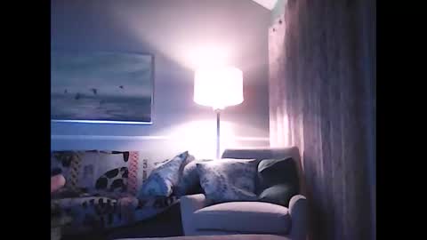 ronvlv online show from December 21, 2025, 3:35 am