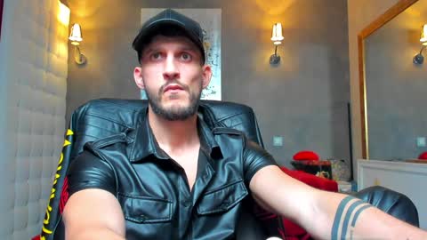 Snapshot of ronythemaster chatting on January 7, 2025, 9:46 pm onlyfans- online show from January 7, 2025, 9:46 pm