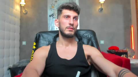 Snapshot of ronythemaster chatting on January 15, 2025, 10:13 pm onlyfans- online show from January 15, 2025, 10:13 pm