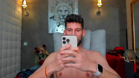 Snapshot of ronythemaster chatting on January 17, 2025, 4:17 am onlyfans- online show from January 17, 2025, 4:17 am