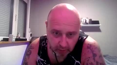 Snapshot of rooosveltooo chatting on February 28, 2026, 2:01 am rooosveltooo online show from February 28, 2026, 2:01 am