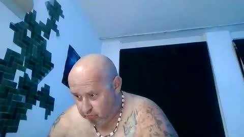 Snapshot of rooosveltooo chatting on June 5, 2026, 10:26 pm rooosveltooo online show from June 5, 2026, 10:26 pm