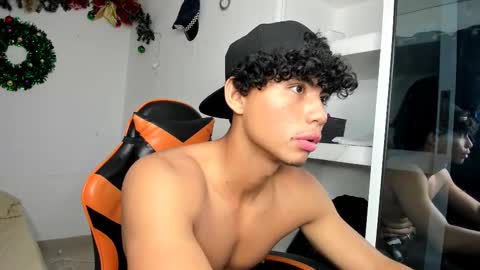 Snapshot of rory_peters_ chatting on February 14, 2026, 12:02 pm rory_peters_ online show from February 14, 2026, 12:02 pm