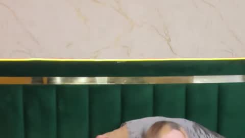 Chloe online show from February 11, 2026, 8:14 pm