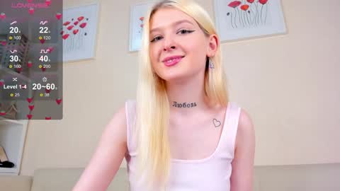 Snapshot of rosa_mariposa_ chatting on February 3, 2025, 10:47 am Rosa online show from February 3, 2025, 10:47 am