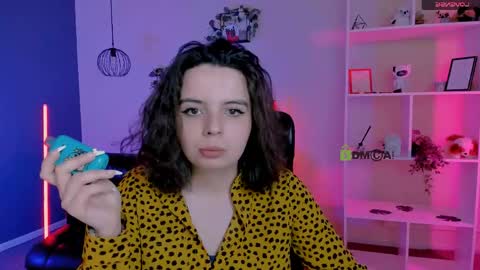 Snapshot of rosa_melt chatting on May 6, 2026, 8:52 am rosa_melt online show from May 6, 2026, 8:52 am