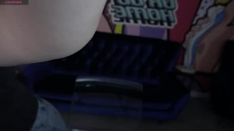 Snapshot of rosaamour chatting on June 4, 2026, 5:35 am rosaamour online show from June 4, 2026, 5:35 am