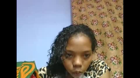 Snapshot of rosah225127 chatting on May 11, 2026, 2:45 pm rosah225127 online show from May 11, 2026, 2:45 pm