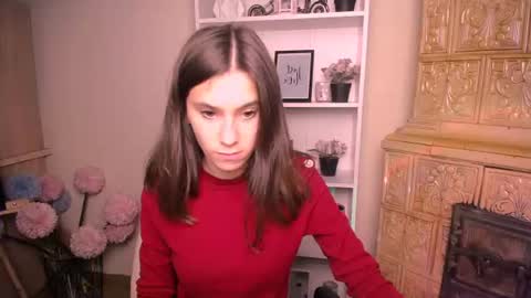 Snapshot of rosalais_ chatting on July 21, 2026, 6:27 am Rose online show from July 21, 2026, 6:27 am
