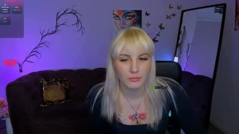 Snapshot of rosali_sunny chatting on January 12, 2026, 8:30 am Rosalia online show from January 12, 2026, 8:30 am