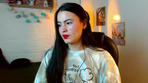 Snapshot of rosaliea chatting on May 14, 2026, 3:57 am R O S A L I A online show from May 14, 2026, 3:57 am