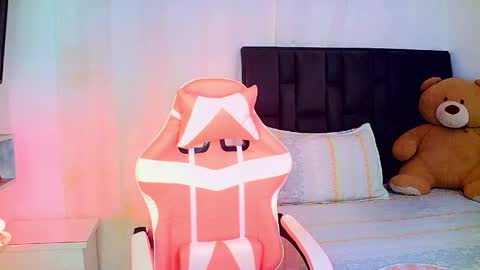 Rosalinda online show from April 11, 2026, 7:45 am