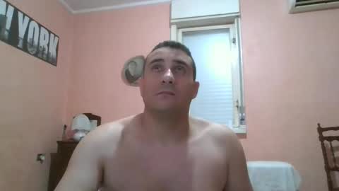 Snapshot of rosario1212 chatting on September 18, 2025, 10:01 pm Rosario online show from September 18, 2025, 10:01 pm