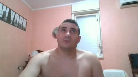 Snapshot of rosario1212 chatting on November 22, 2025, 1:04 am Rosario online show from November 22, 2025, 1:04 am