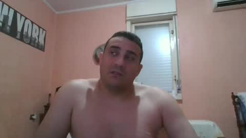 Snapshot of rosario1212 chatting on March 10, 2026, 1:32 am Rosario online show from March 10, 2026, 1:32 am