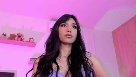 Snapshot of rose__saenz chatting on April 9, 2026, 7:30 pm Rose Saenz online show from April 9, 2026, 7:30 pm