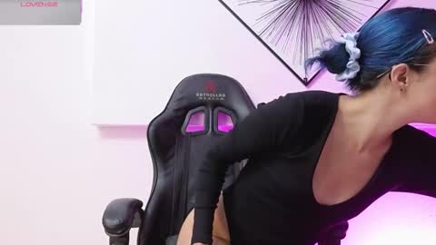 Snapshot of rose_baker_ chatting on January 16, 2026, 11:36 am ROSE BAKER online show from January 16, 2026, 11:36 am