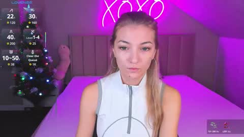 Snapshot of rose_dixon chatting on December 16, 2025, 12:04 am Kimberlly online show from December 16, 2025, 12:04 am