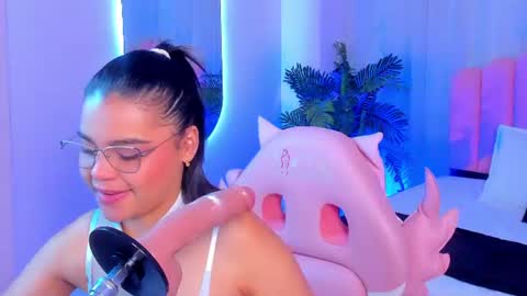 Snapshot of rose_jener06 chatting on June 20, 2026, 12:14 am rose_jener06 online show from June 20, 2026, 12:14 am