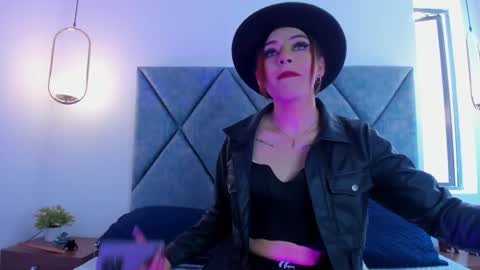 Snapshot of rose_raven chatting on December 1, 2025, 2:55 pm Rose online show from December 1, 2025, 2:55 pm