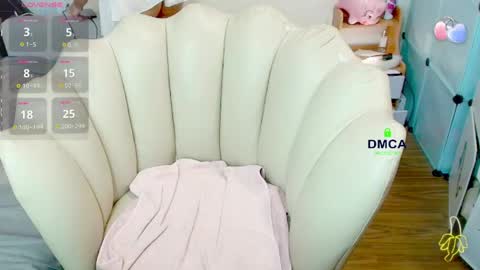 Snapshot of rose_rosemary chatting on May 2, 2026, 1:21 am Rose online show from May 2, 2026, 1:21 am