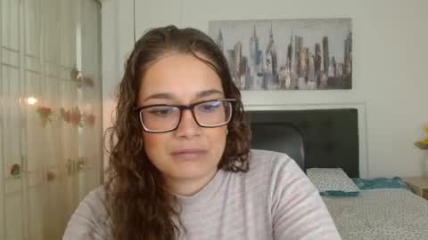 Snapshot of rose_thompson1 chatting on May 5, 2026, 1:41 pm Rose online show from May 5, 2026, 1:41 pm