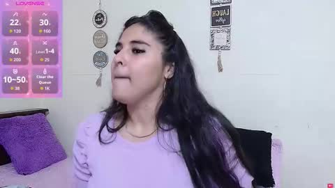 rose_towers4 online show from November 30, 2025, 10:58 pm