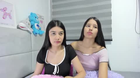 Rose y Miah online show from January 7, 2026, 2:03 am