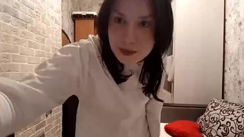 Snapshot of roseannethielen chatting on December 19, 2025, 3:19 pm Stasy online show from December 19, 2025, 3:19 pm