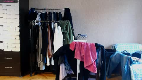 Rose online show from April 4, 2026, 8:01 am